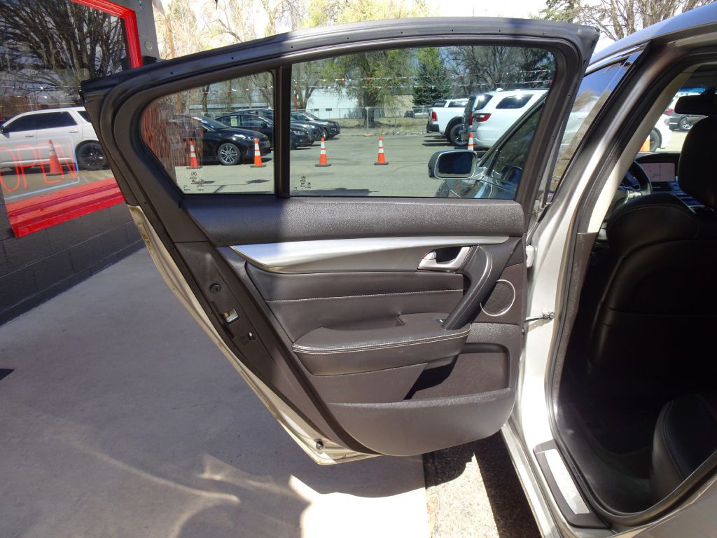 2011 Acura TL Image 28