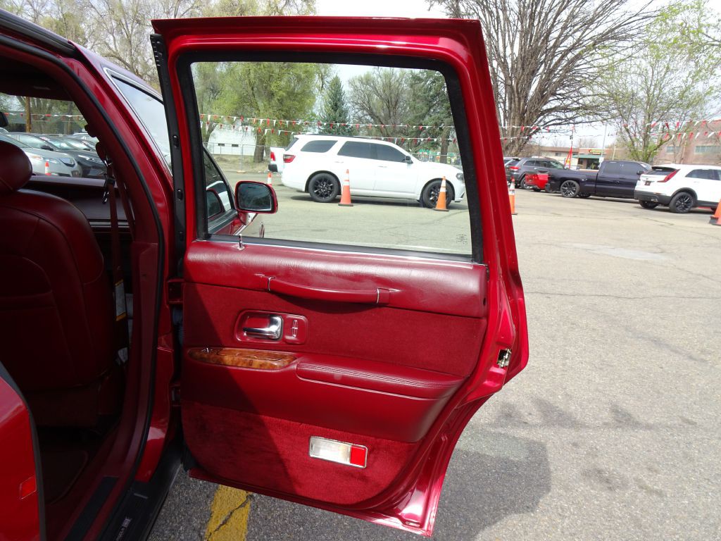 1995 Lincoln Town Car Image 31