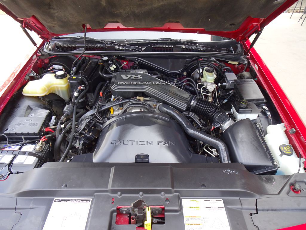 1995 Lincoln Town Car Image 37