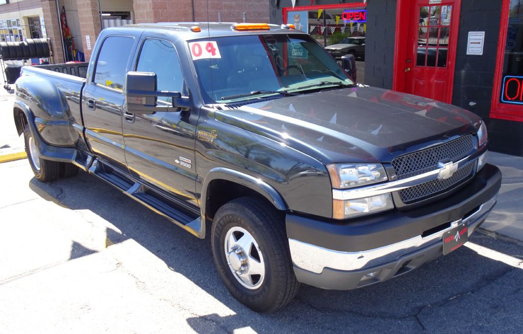2004 Chevrolet Silverado 1500 Image 3