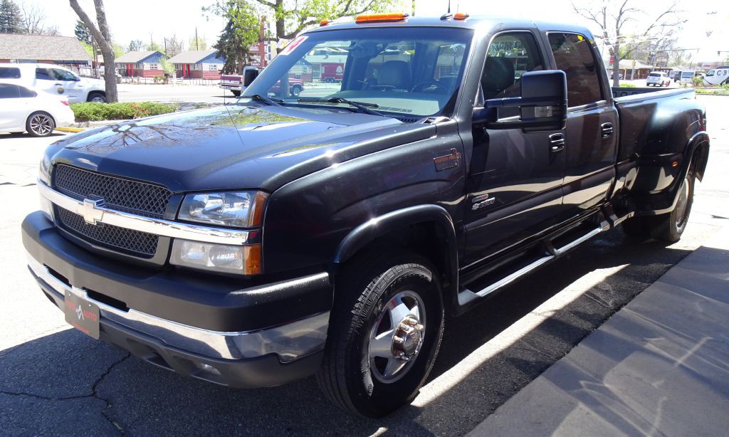 2004 Chevrolet Silverado 1500 Image 9