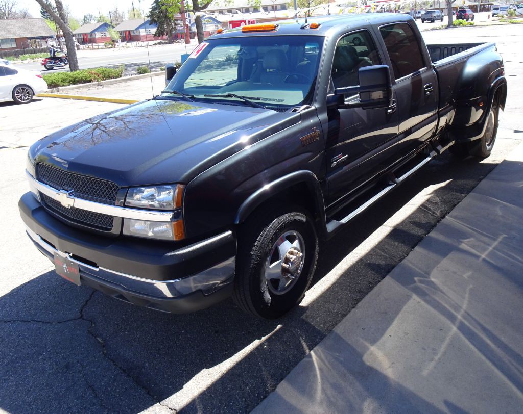 2004 Chevrolet Silverado 1500 Image 11