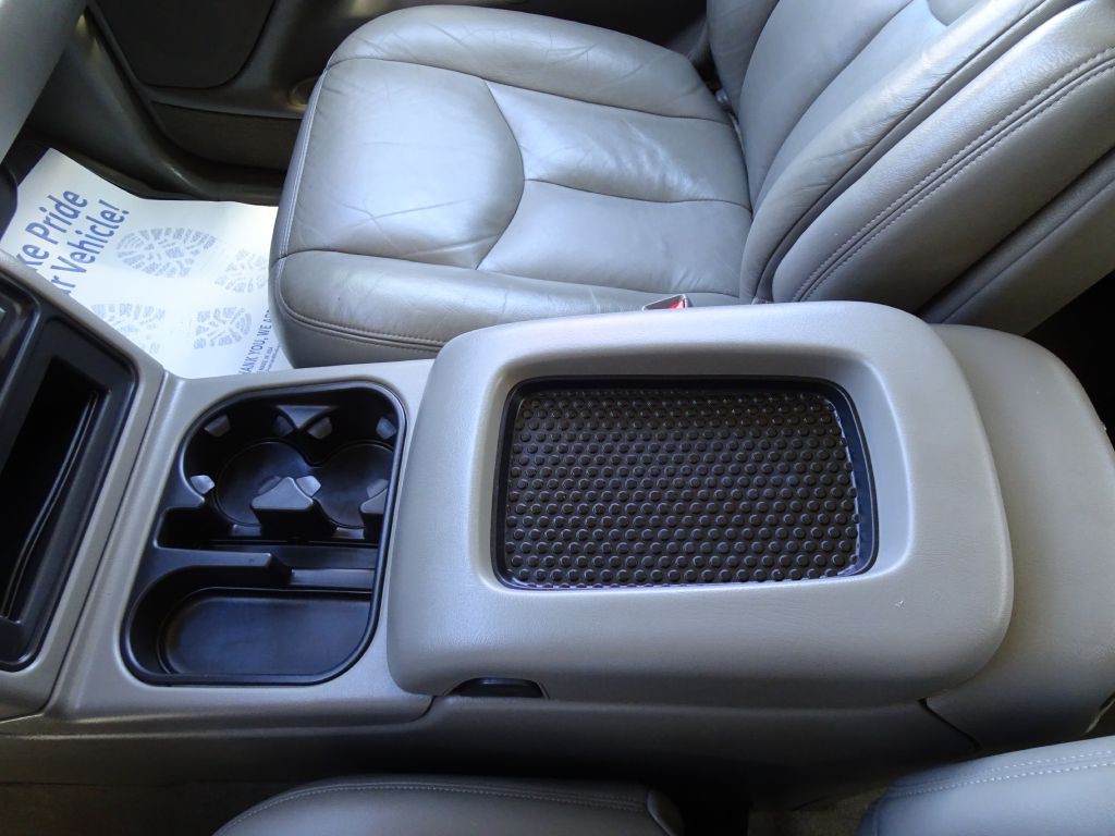 2004 Chevrolet Silverado 1500 Image 20