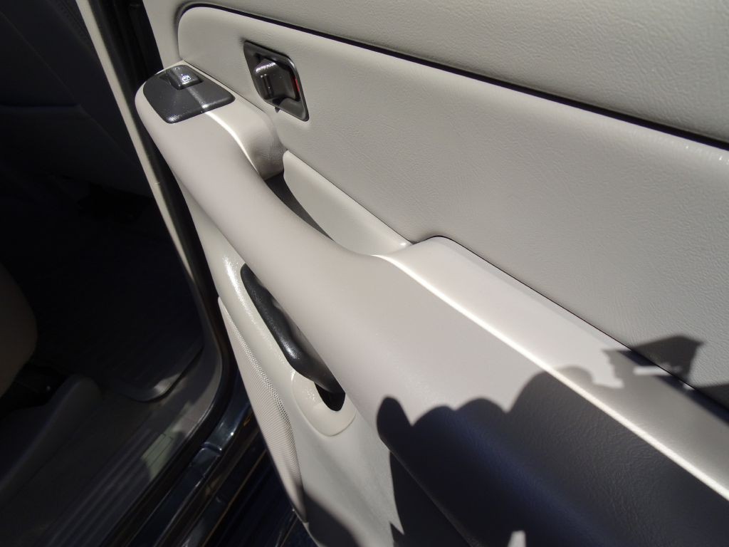 2004 Chevrolet Silverado 1500 Image 38