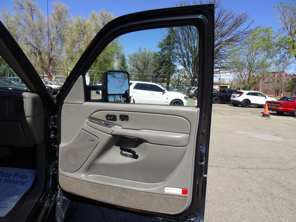 2004 Chevrolet Silverado 1500 Image 40