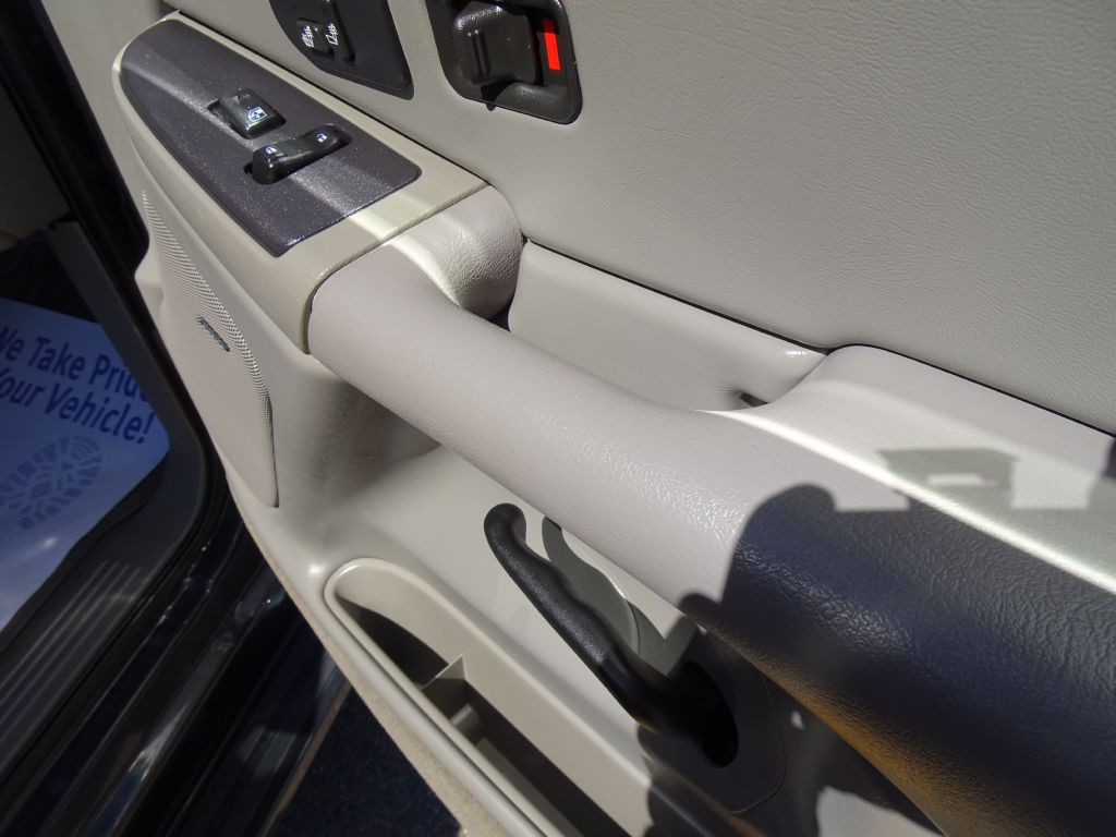 2004 Chevrolet Silverado 1500 Image 41