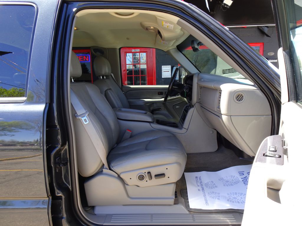 2004 Chevrolet Silverado 1500 Image 42