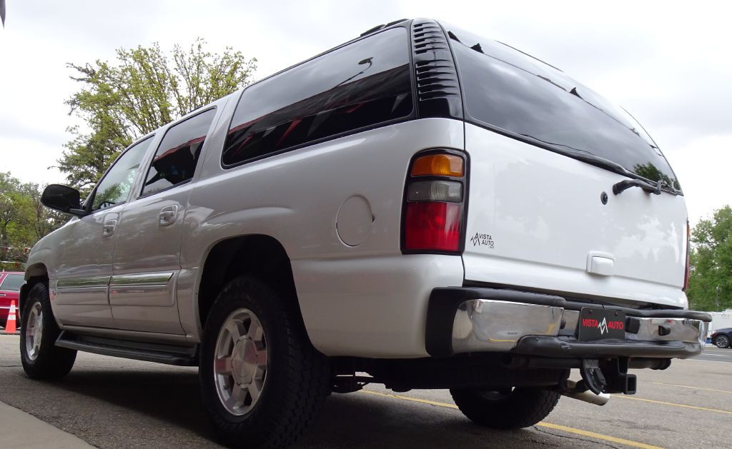 2005 GMC Yukon Image 13