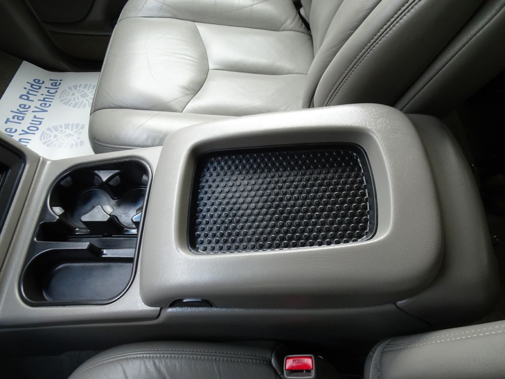 2005 GMC Yukon Image 24