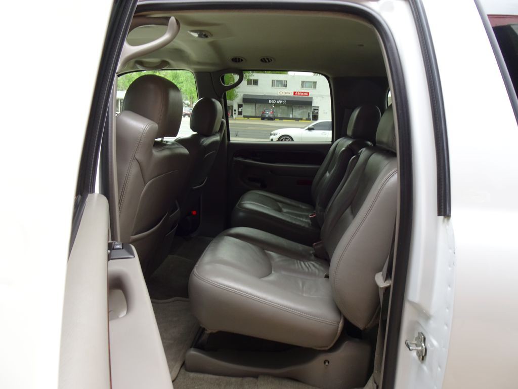 2005 GMC Yukon Image 27