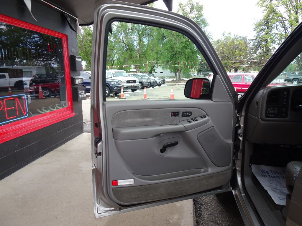 2000 Chevrolet Silverado 1500 Image 18