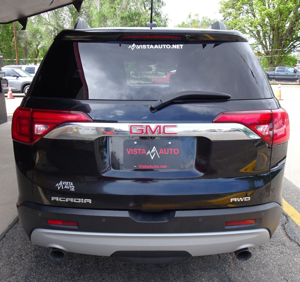 2017 GMC Acadia Image 11