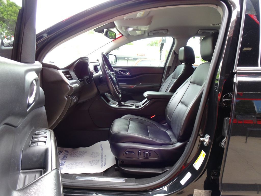 2017 GMC Acadia Image 21