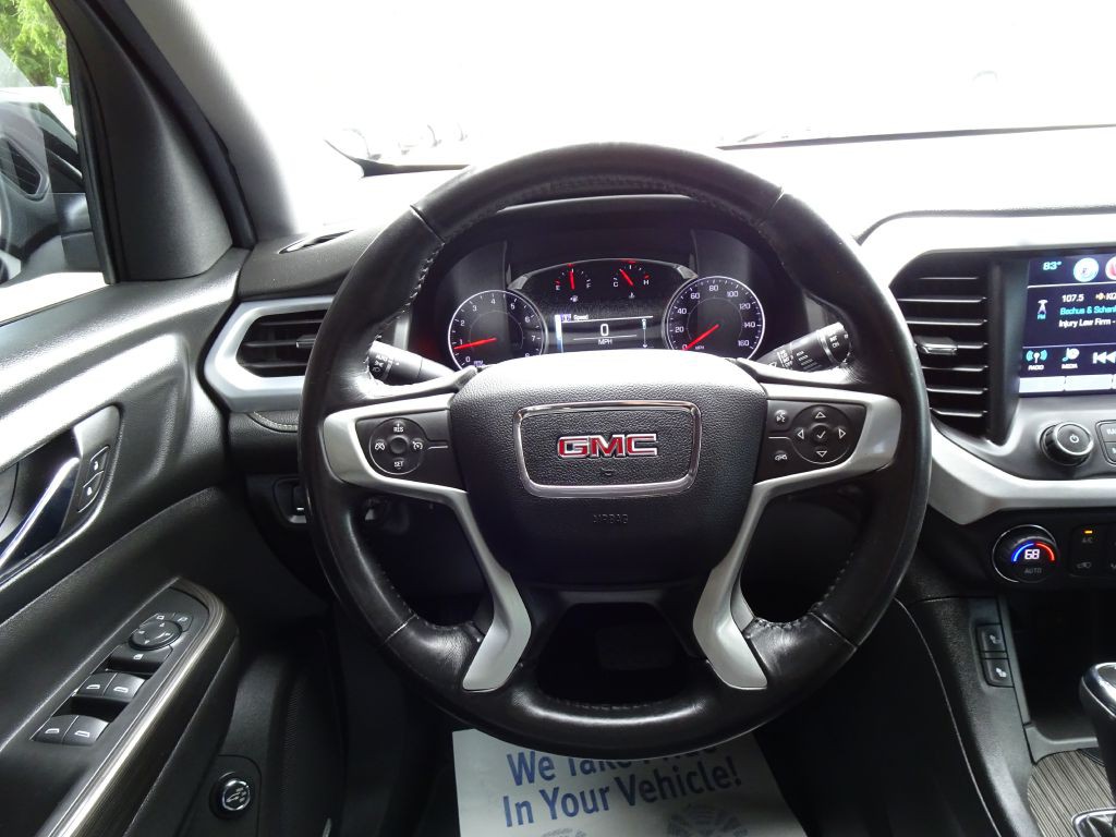 2017 GMC Acadia Image 22