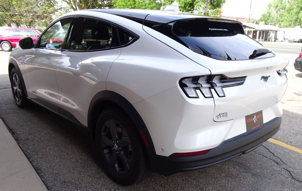 2021 Ford Mustang Image 12