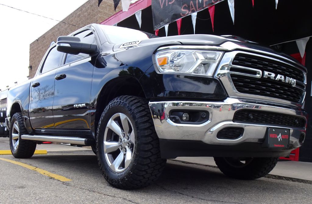 2022 RAM 1500 Image 2