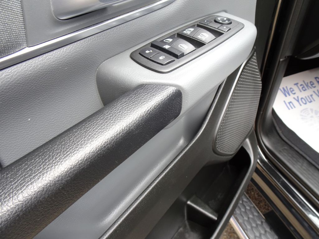 2022 RAM 1500 Image 19