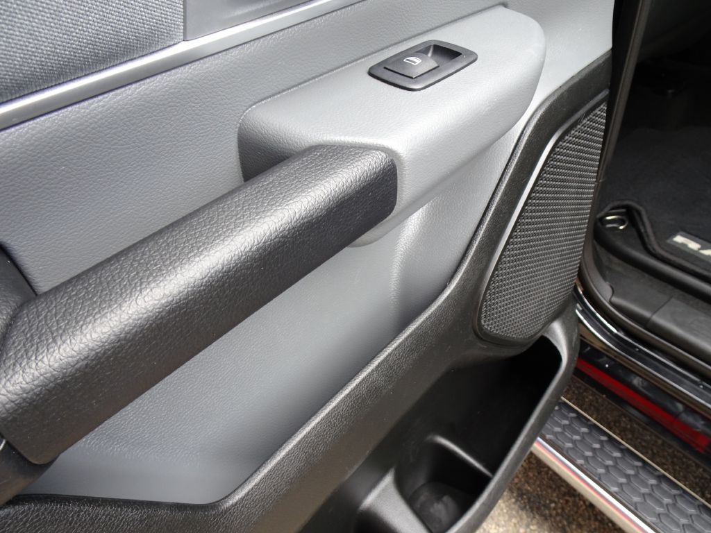 2022 RAM 1500 Image 30