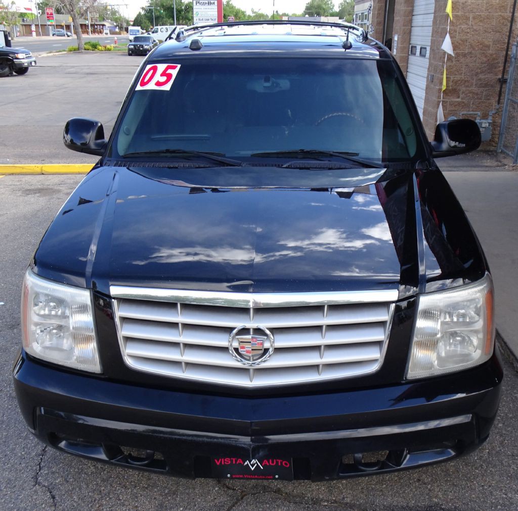 2005 Cadillac Escalade Image 6