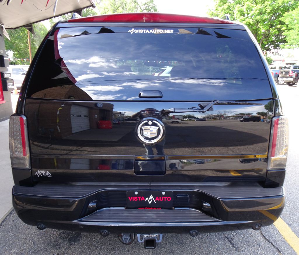 2005 Cadillac Escalade Image 11