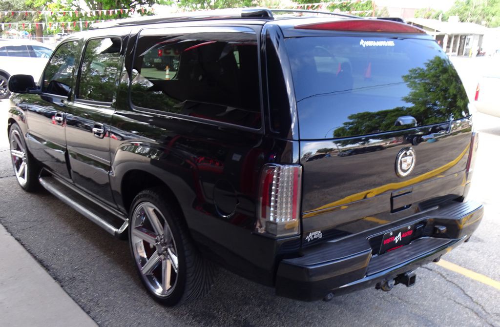 2005 Cadillac Escalade Image 14