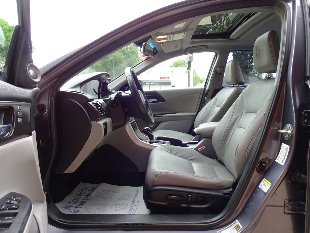 2015 Honda Accord Image 20