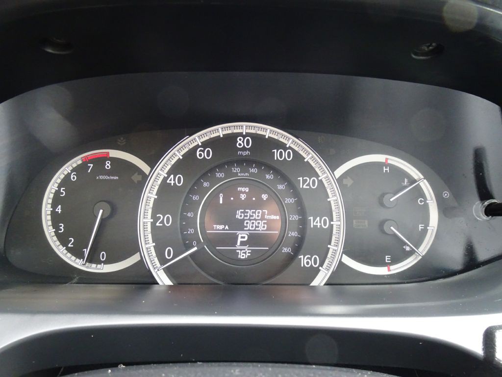 2015 Honda Accord Image 23