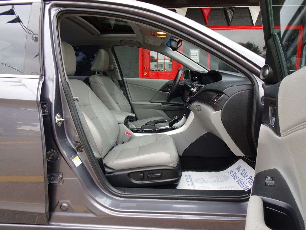 2015 Honda Accord Image 42