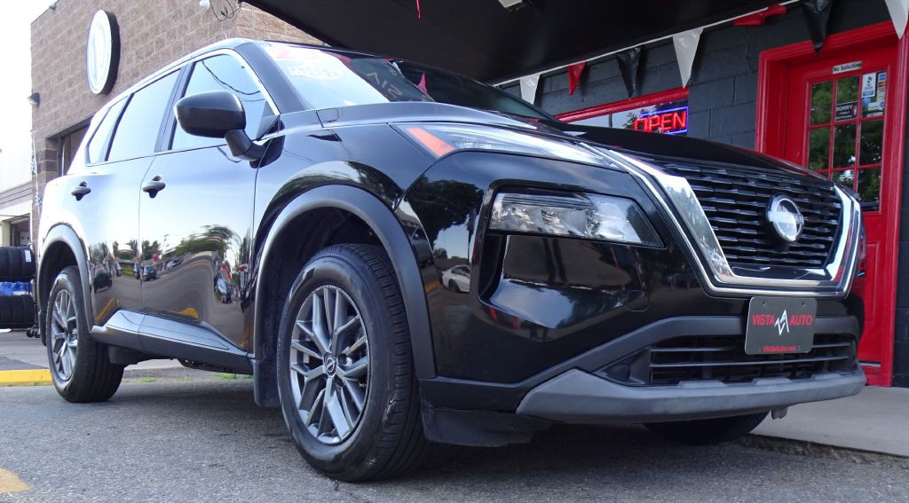2023 Nissan Rogue Image 2