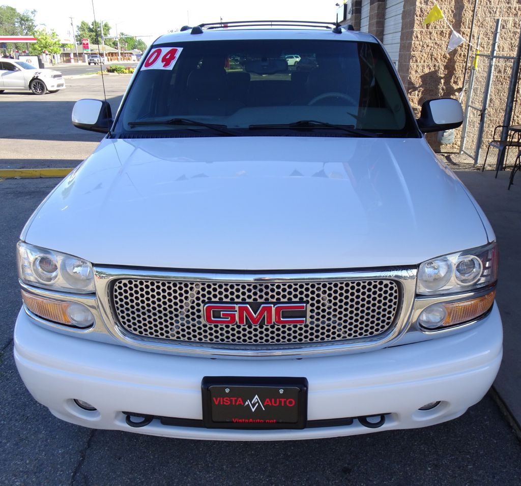 2004 GMC Yukon Image 4