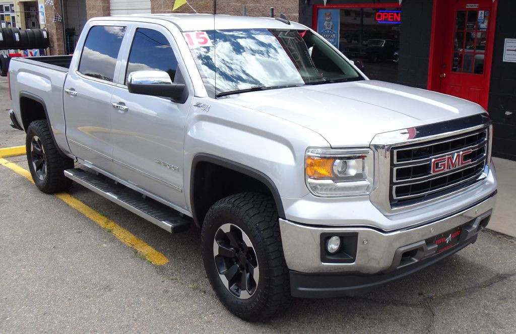 2015 GMC Sierra Image 3