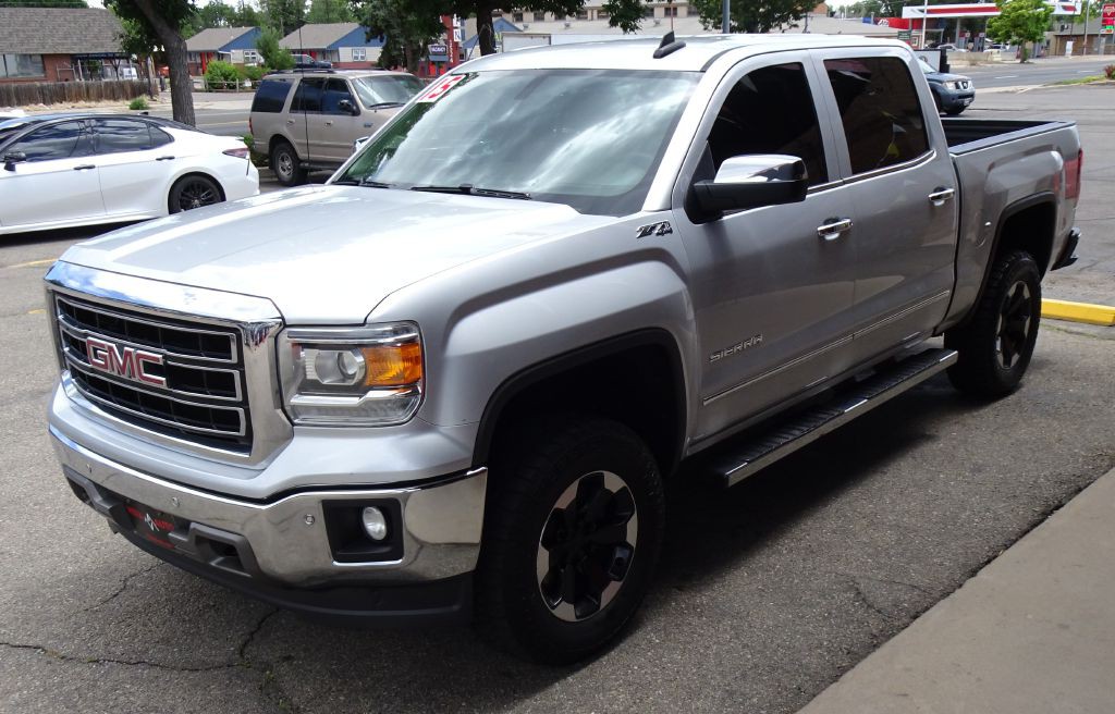 2015 GMC Sierra Image 17