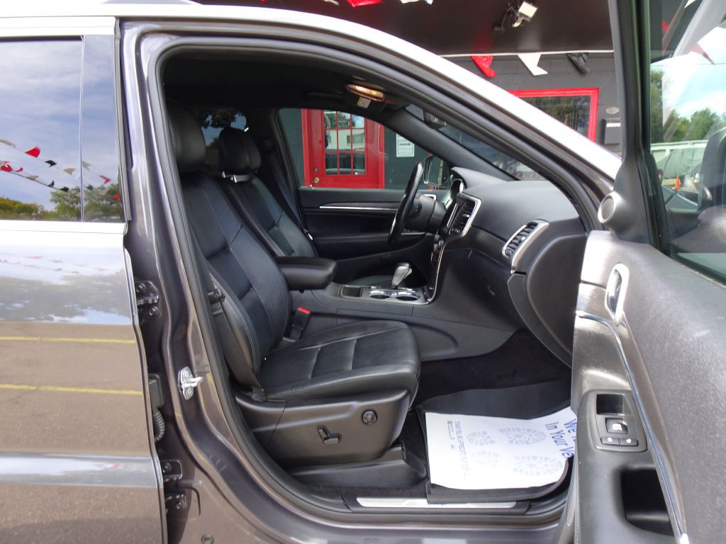 2018 Jeep Grand Cherokee Image 41