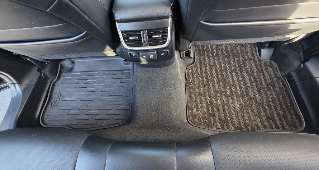 2021 Subaru Outback Image 2