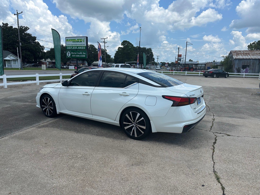 2020 Nissan Altima Image 3