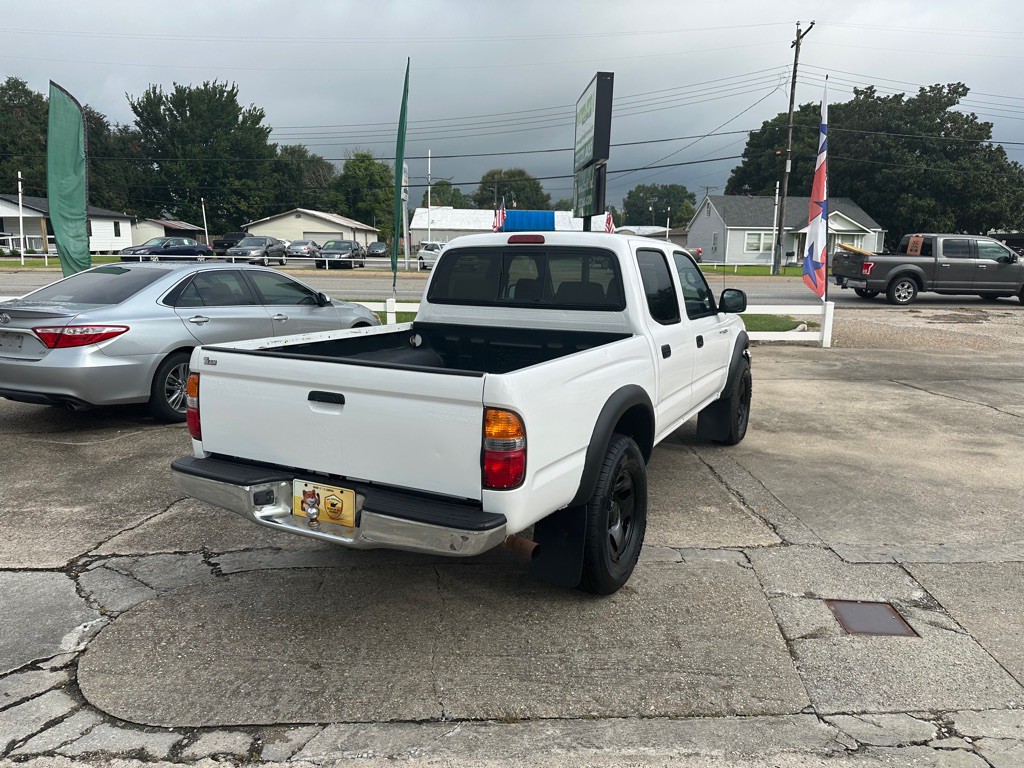 2002 Toyota Tacoma Image 4