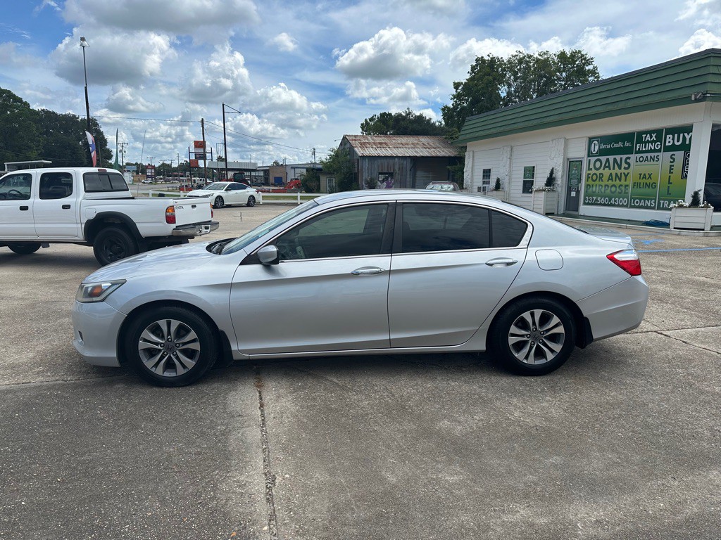 2015 Honda Accord Image 2