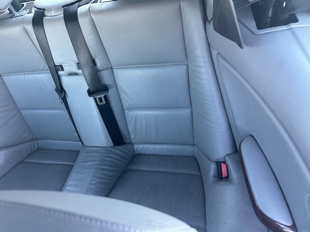 2005 BMW 3 Series Image 8