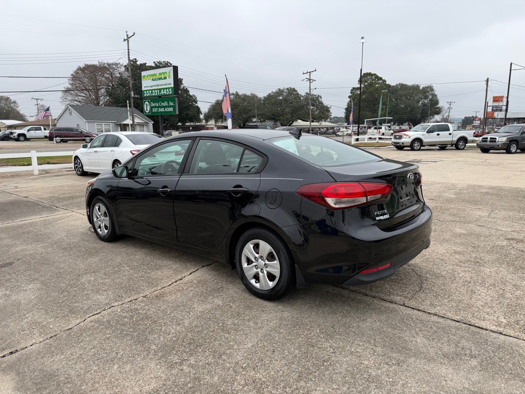 2018 Kia Forte Image 4