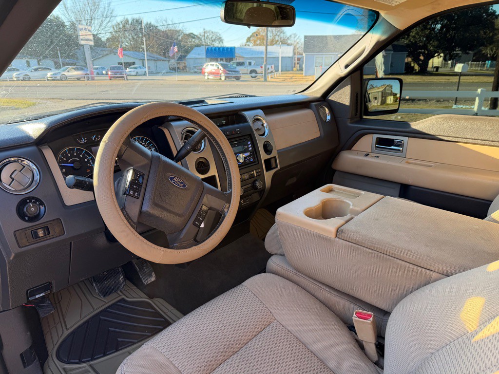 2011 Ford F-150 Image 6