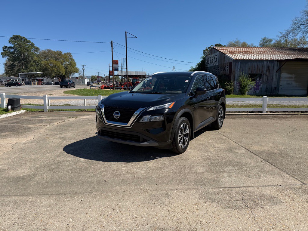 2021 Nissan Rogue Image 1