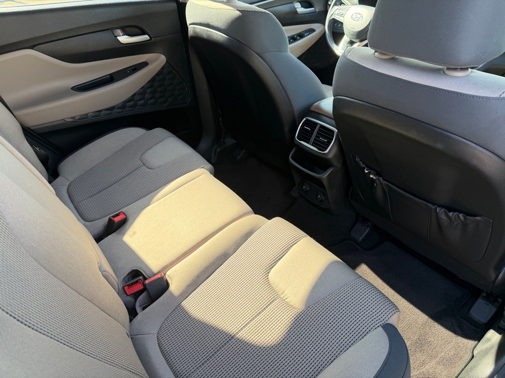 2019 Hyundai Santa Fe Image 8