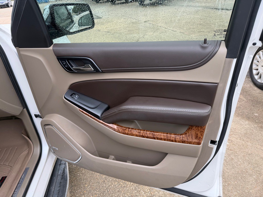 2016 Chevrolet Tahoe Image 6