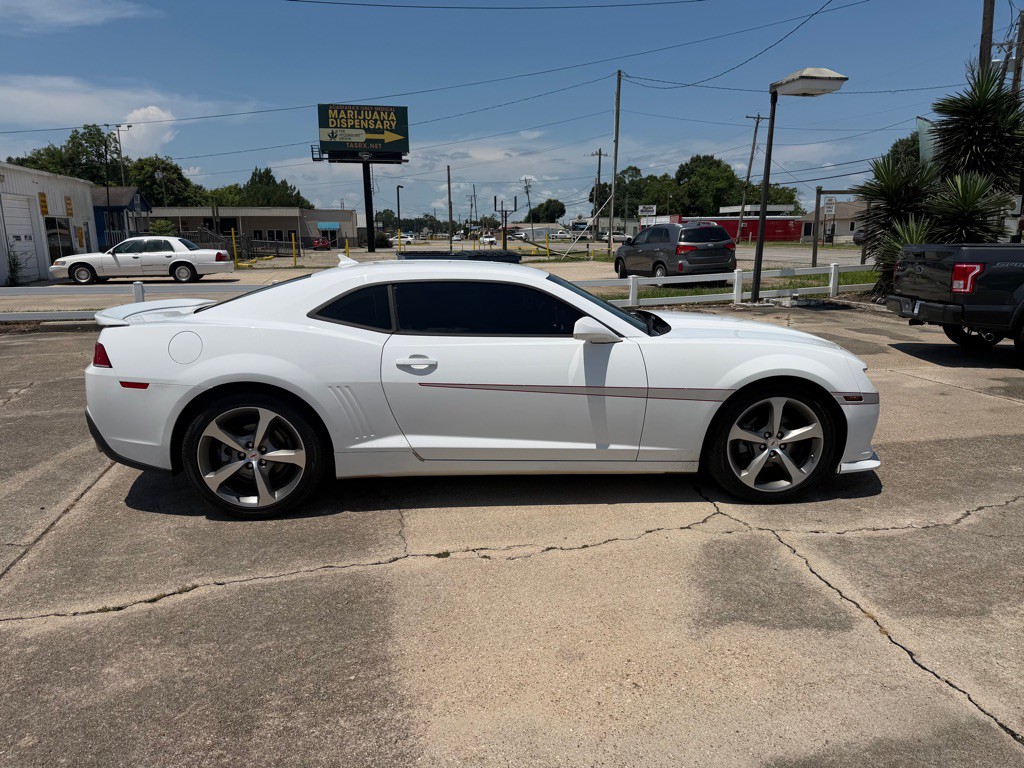 2015 Chevrolet Camaro Image 5