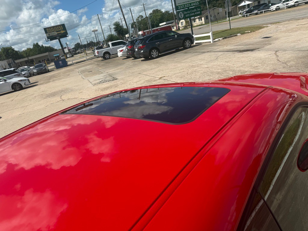 2015 Dodge Challenger Image 7