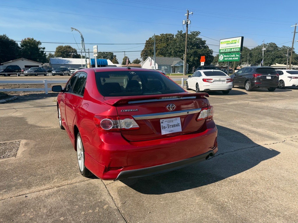 2013 Toyota Corolla Image 4