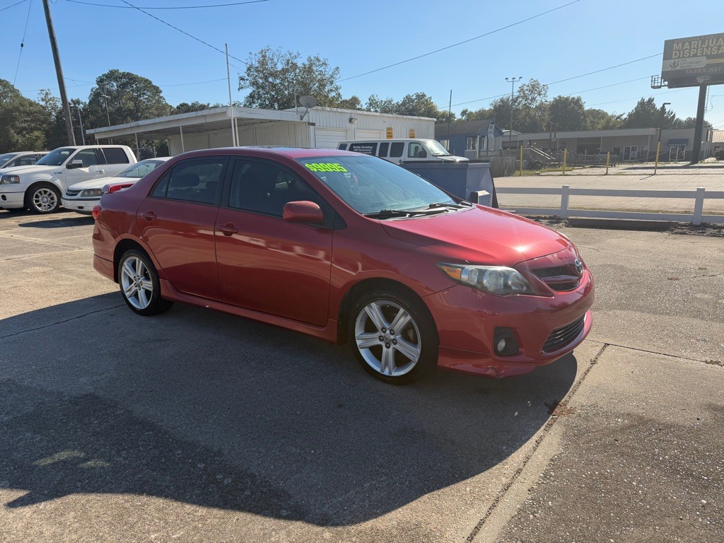2013 Toyota Corolla Image 6