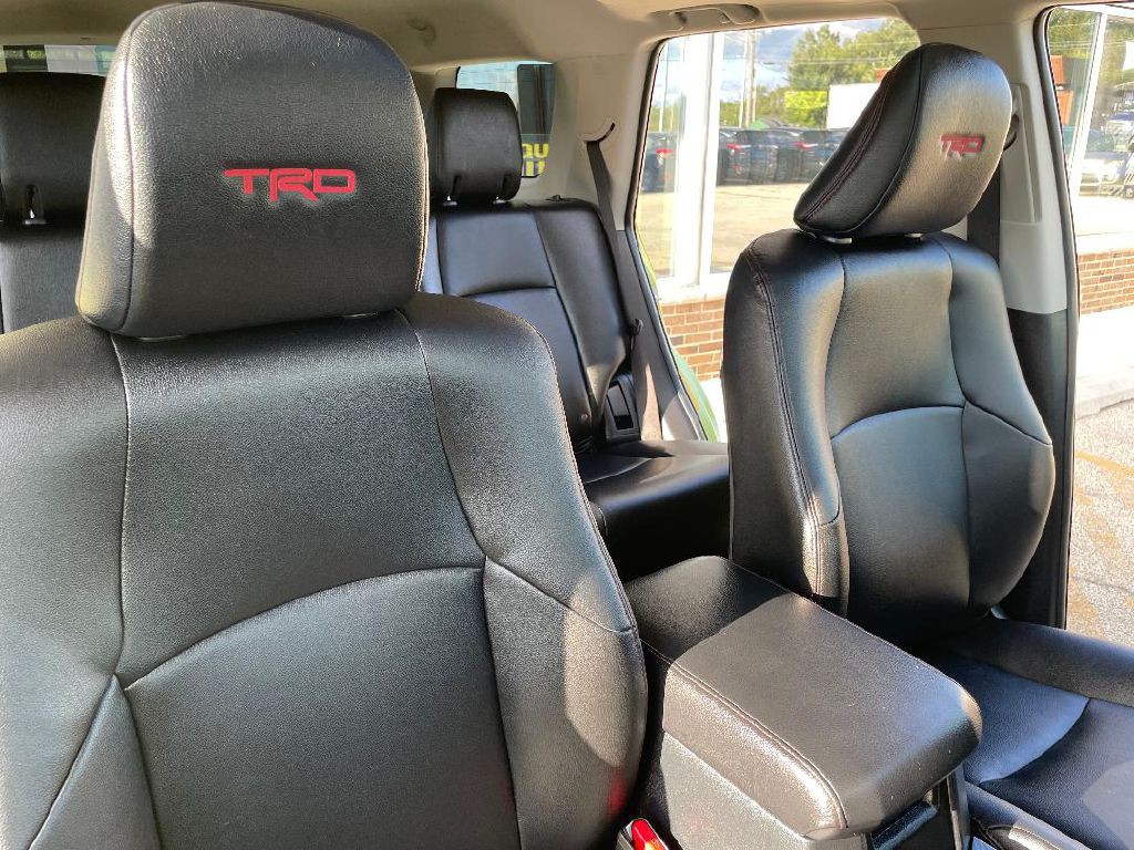 2022 Toyota 4Runner Image 15