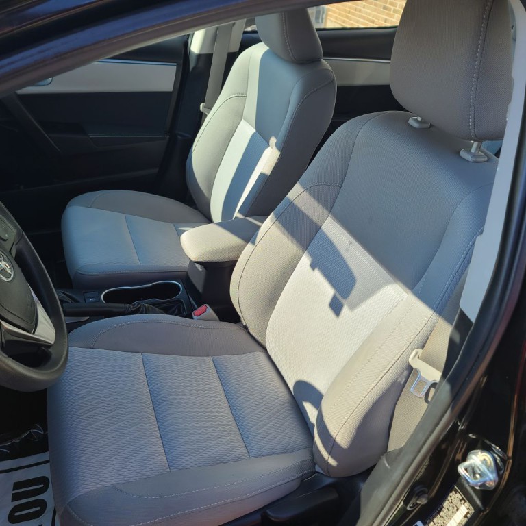 2016 Toyota Corolla Image 8