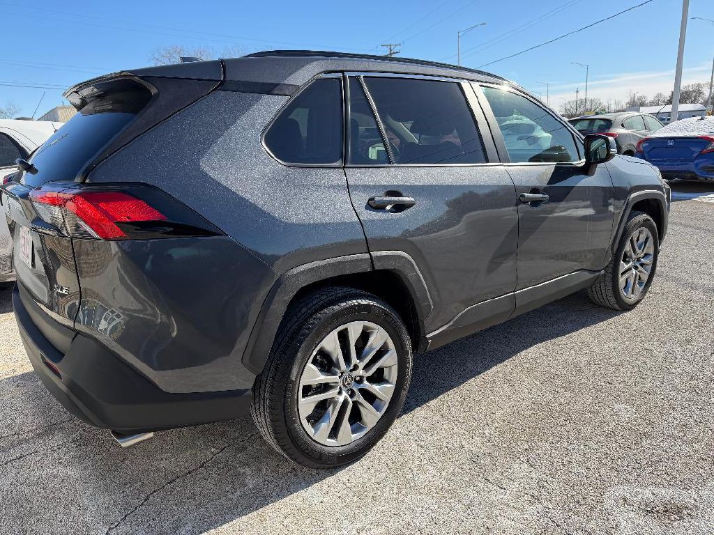 2025 Toyota Rav4 Image 6